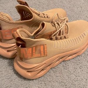 LIESMLIES SS1 Sneakers - Lightweight & Breathable